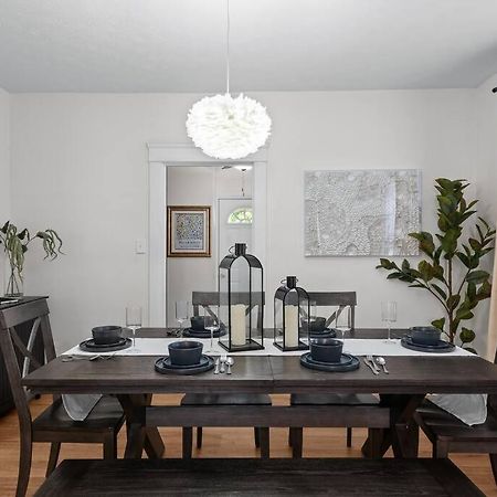 Charming Retreat In Cleveland Villa Exteriör bild