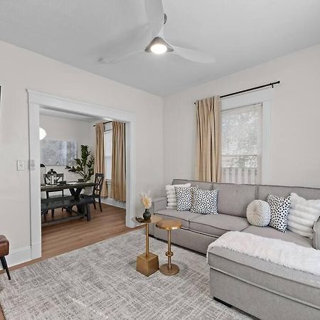 Charming Retreat In Cleveland Villa Exteriör bild
