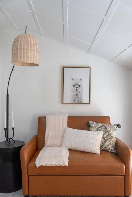 Charming Retreat In Cleveland Villa Exteriör bild